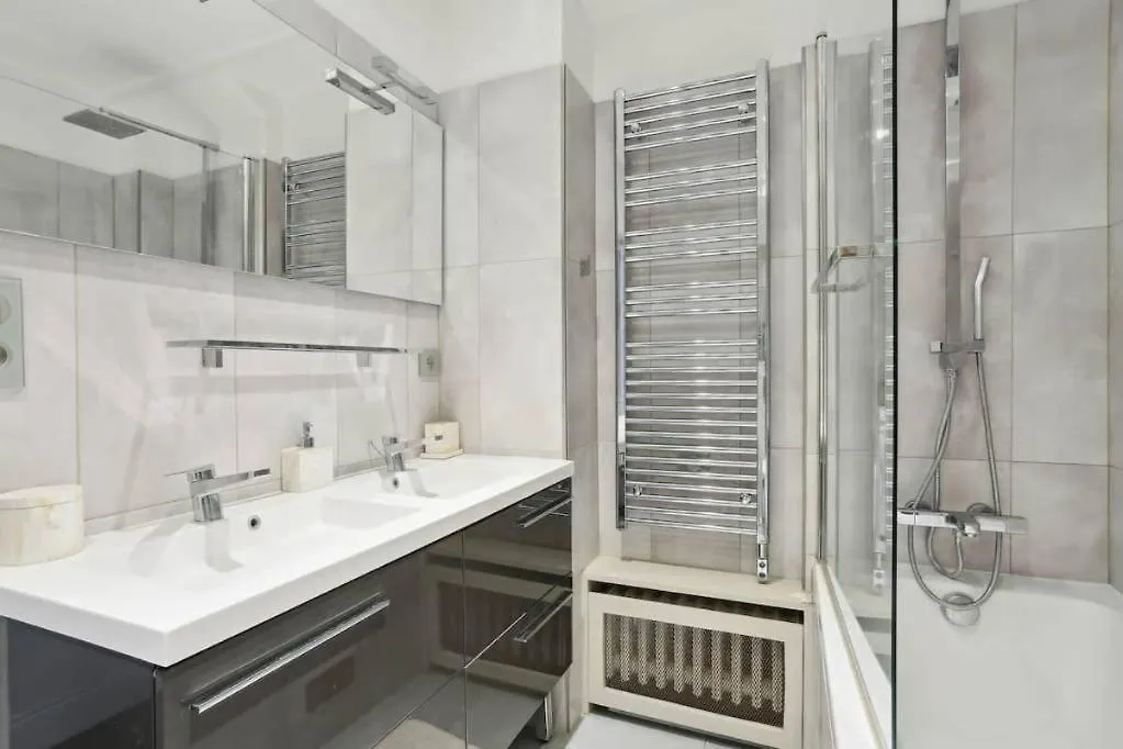 Apartmán Luxury Arc Of Triumph Paříž 0*,  Francie